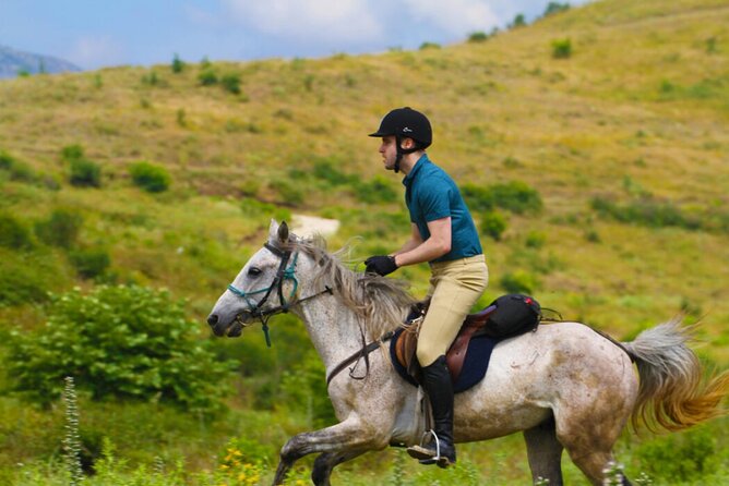 2-Hours Guided Drino's Valley Ride - Bunkers, birds, and a complicated past