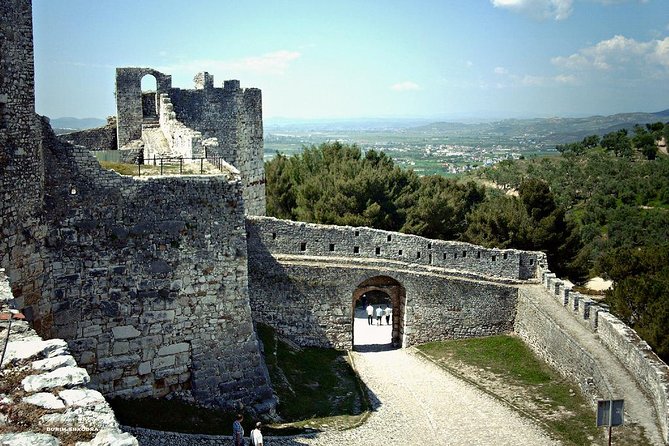 Berat - Day Tour by ADRIATIK TOURS LLC - Walking through Berat Castle