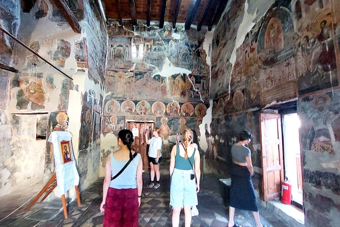 Berat Day Tour: Explore Albania’s UNESCO City from Durres - The guide and the value of a flexible route