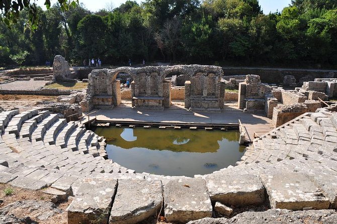 Butrint, Ksamil, Blue Eye, Lekuresi Castle. All-in-one daytrip. - What this Saranda day trip is trying to do