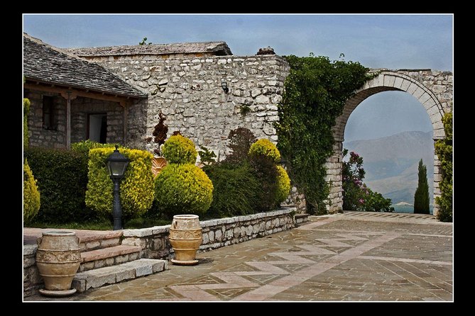 Butrint, Ksamil, Blue Eye, Lekuresi Castle. All-in-one daytrip. - Walking, food, cash, and what to pack