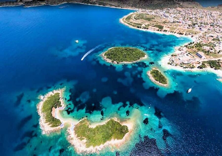 From Durres: Saranda, Blue Eye, Ksamil Islands Boat Tour - The Blue Eye and its startling cold water