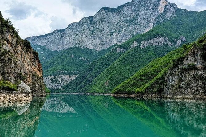 From Tirana/Durrës: Day Trip to Shala River and Koman Lake - Arriving at Shala River, Albania’s summer favorite