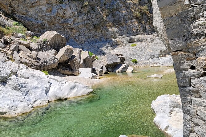 Outdoor Experience in Amantia Archeological Park & Brataj Bidge - What the 4x4 really means