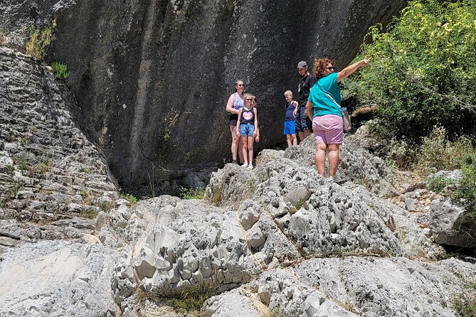 Outdoor Experience in Amantia Archeological Park & Brataj Bidge - Guide service and the human side of the day