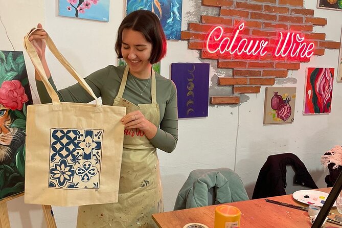 Painting on Tote Bags Workshop with Welcome Drink - What happens at Tirana Colour Wine