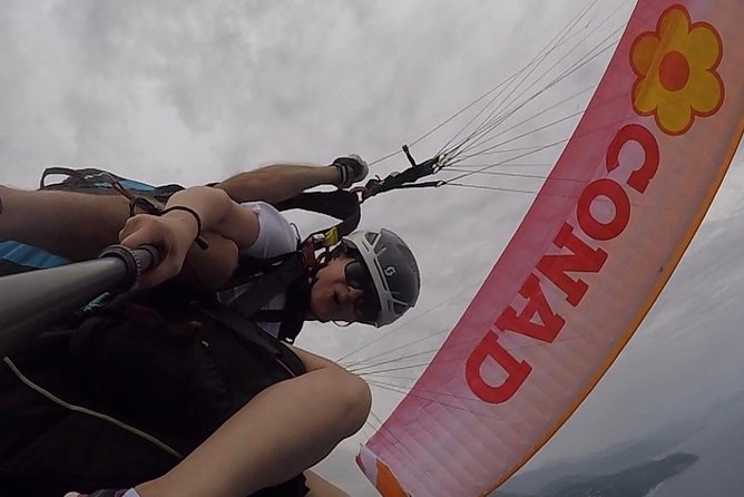 Paragliding in Vlore - What the Sazan Island stop means