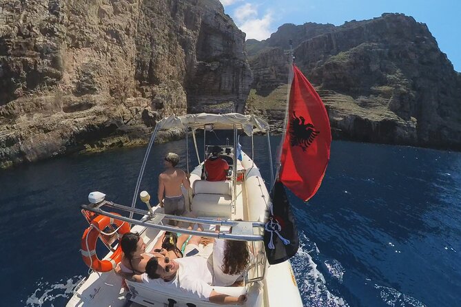 Private 6 H Boat Dafina Bay & Bear's Bay - What the price includes, and what it does not
