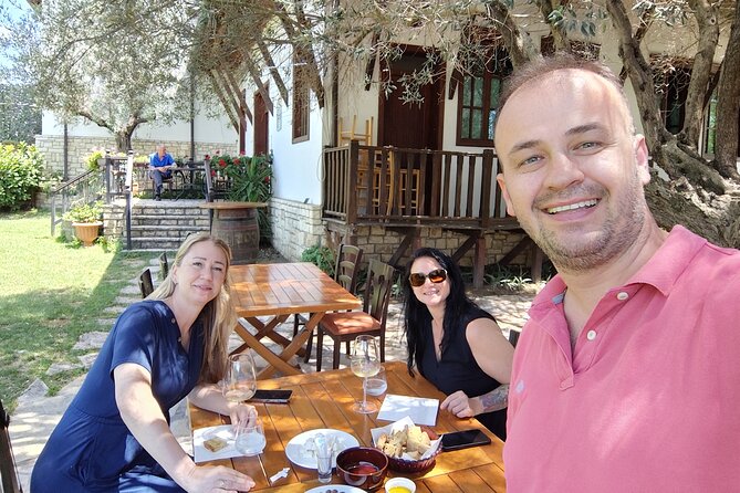Tirana to Berat By Eden: Private day trip - The 9:00 a.m. pickup from your Tirana hotel