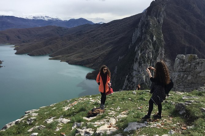 Tirana Walking Tour and Bovilla Lake (3-6 Pax) - Dëshmorët e Kombit Boulevard: power on a grand scale