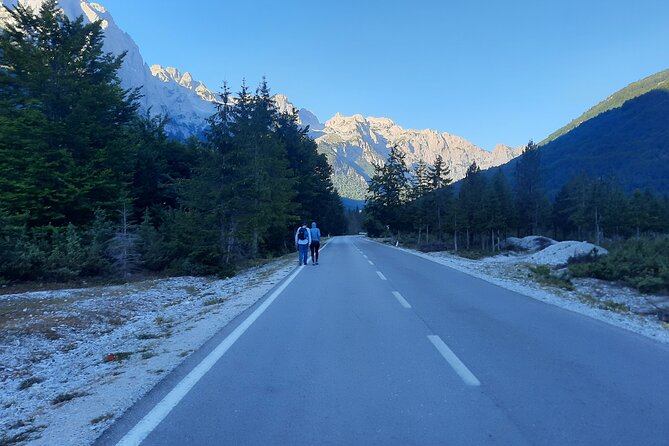 Tour of Komani, Valbona, Thethi, Blue Eye in three days - Grunasi Waterfall, a 25-meter drop in the forest