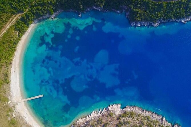 Visit Kroreza Beach by Boat - How the private format changes the day
