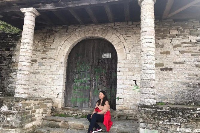 Walking Tour “The Old Bazaar, Cfake, Dunavat, Ali Pasha Bridge" - What the three hours feel like on foot