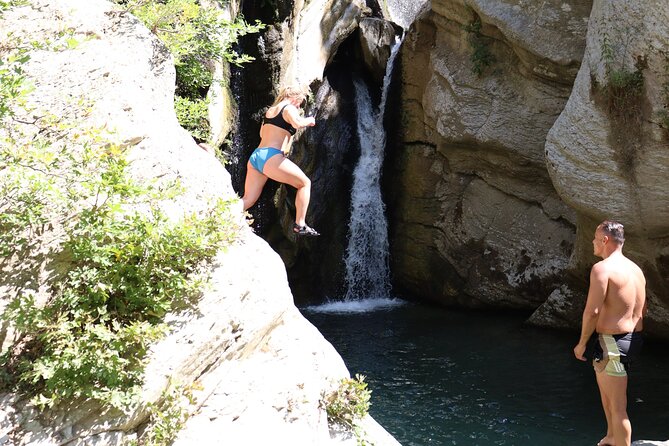 Waterfalls and wine flows - Bogova waterfall and Alpeta Winery Winetasting tour - Who will enjoy this day most